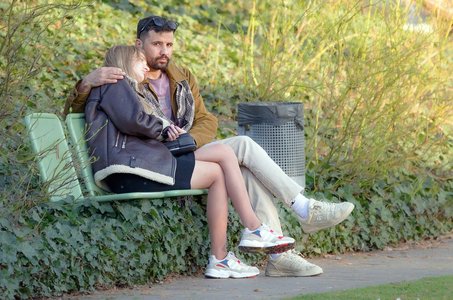 친밀감 - 이미지